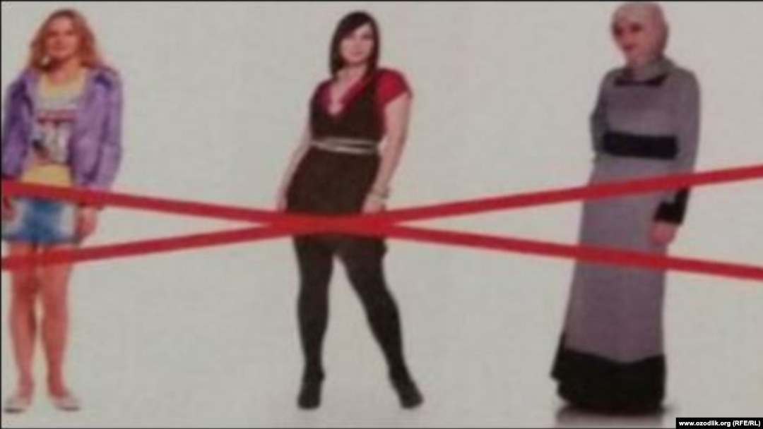 Katta kokrakli qora tanli ayolning fotosurati