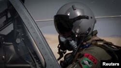 Ілюстраційне фото: пілот легкого штурмовика A-29, або Embraer-314, Повітряних сил Афганістану – саме такий розбився в Узбекистані