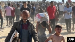 هجوم فلسطینیها به مرکز توزیع کمکهای بشردوستانه در شهر رفح