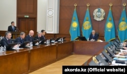 Қасым-Жомарт Тоқаев пен министрлер Үкімет отырысында. Нұр-Сұлтан, 24 қаңтар 2020 жыл.