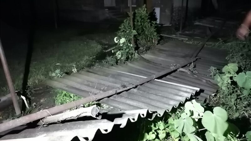 В Восточной Грузии ураган повредил крыши более 20 жилых домов