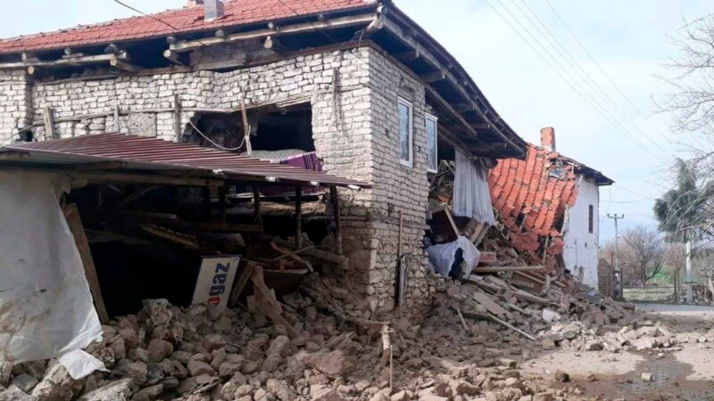 Земјотрес со јачина од 6,5 степени во Турција