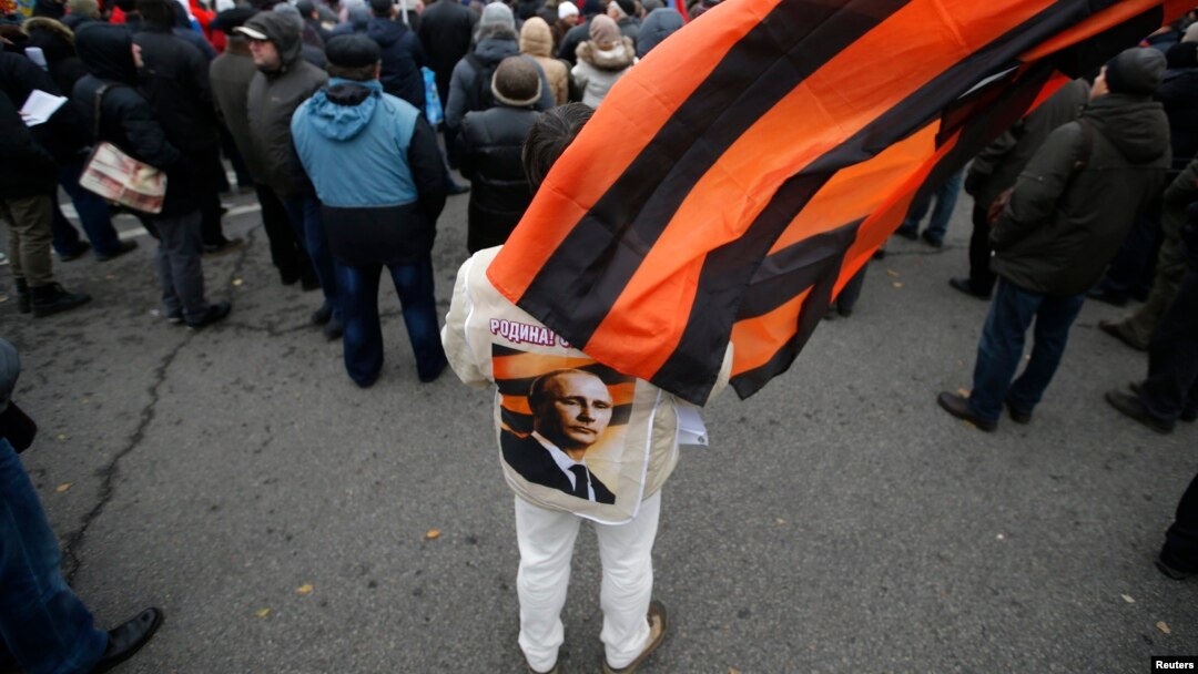 Митинг в Москве в поддержку политики Путина на Украине