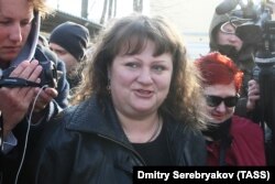 Oksana Sevastidi, a shopkeeper from the Black Sea resort city of Sochi, was sentenced to seven years in prison in March 2016 for texting a friend about a Russian train carrying military equipment during a five-day war between Russia and Georgia in 2008. She was eventually pardoned by President Vladimir Putin a year later. (file photo)