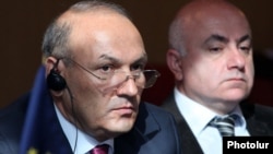 Armenia - Gagik Khachatrian (L), head of the State Revenue Committee, speaks at a conference in Yerevan, 11Apr2014.