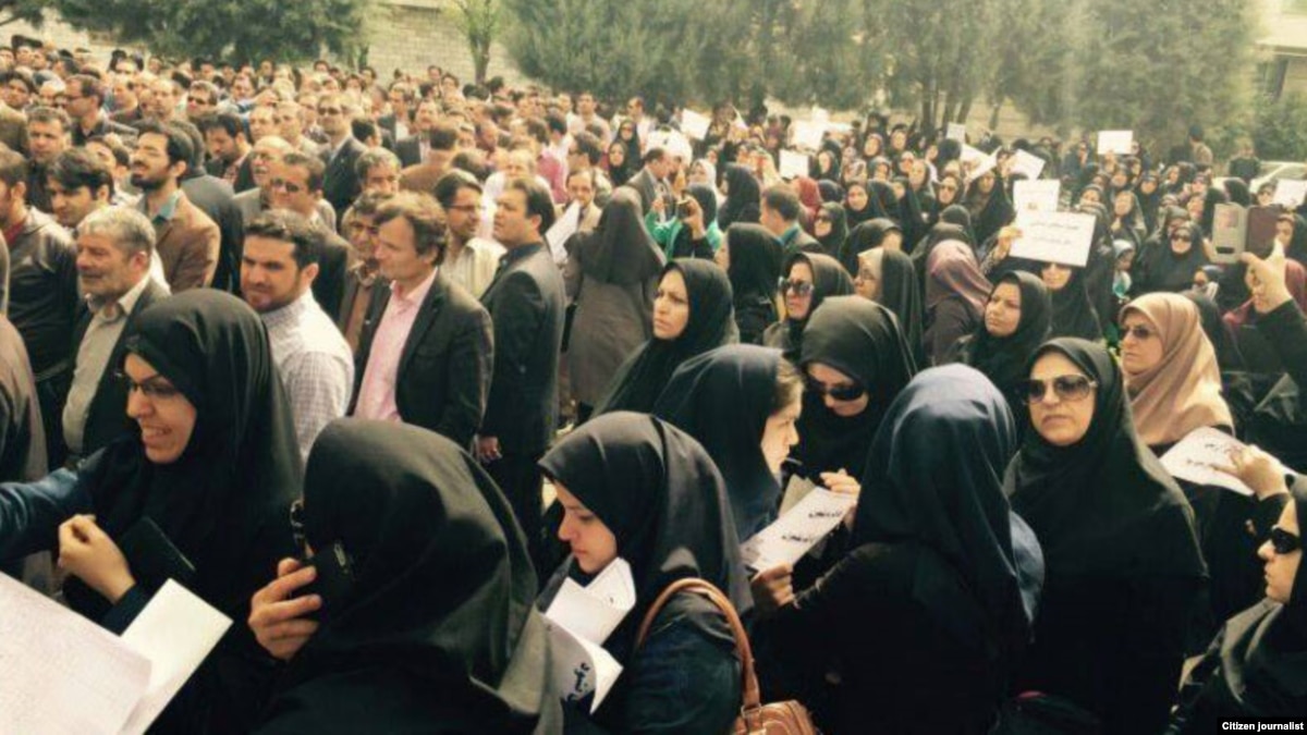 انتقاد از وضع مالیات بر حقوق نامنظم معلمان حقالتدریسی - 442A928A 8954 4DB8 A7C9 9BDEBBCD1612 w1200 r1 s - انتقاد از وضع مالیات بر حقوق نامنظم معلمان حقالتدریسی - photo{Hendevaneh.com}{سایتهندوانه} {hendevaneh.com}{سایتهندوانه}انتقاد از وضع مالیات بر حقوق نامنظم معلمان حقالتدریسی - 442A928A 8954 4DB8 A7C9 9BDEBBCD1612 w1200 r1 s - انتقاد از وضع مالیات بر حقوق نامنظم معلمان حقالتدریسی