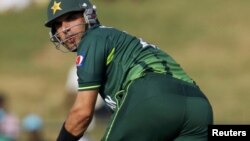 Pakistan cricket captain Misbah-ul-Haq's cautious batting style has infuriated many fans. 