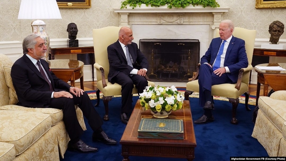 U.S. President Joe Biden (left) met with his Afghan counterpart, Ashraf Ghani (center) and head of Afghanistan's High Council for National Reconciliation Abdullah Abdullah at the White House on June 25.