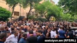 Протест опозиції під будівлею ЦВК Вірменії, 14 червня 2026 року