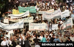 راهپیمایی روز کارگر در اردیبهشت ۷۹