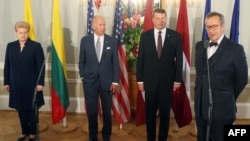 Joe Biden și cei trei președinți din țările baltice, la Riga