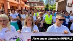 Protest medicinskih sestara i tehničara ispred Ministarstva zdravlja Crne Gore, Podgorica, 3. jul 2025.