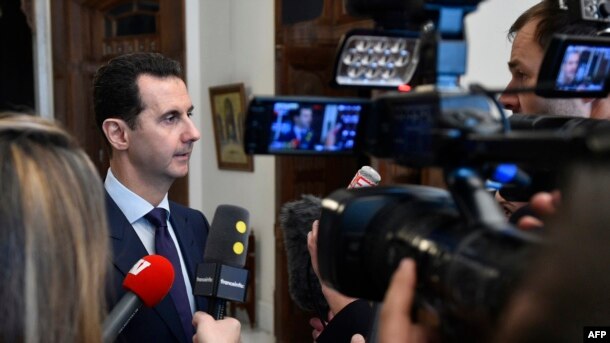 Президент Сирии Башар Асад дает интервью французским СМИ. Дамаск, 9 января 2017 года.