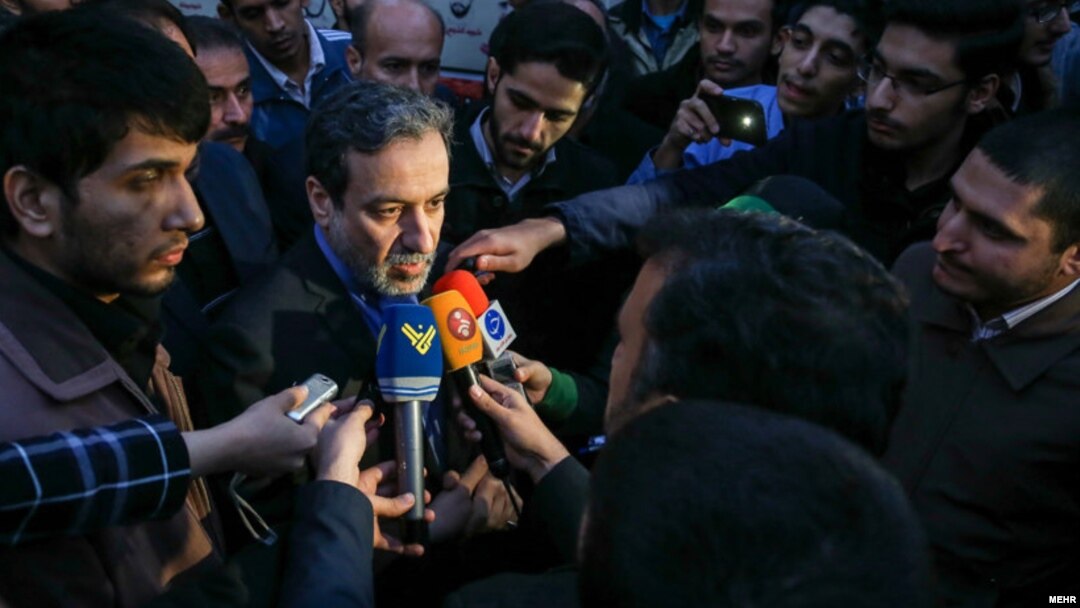 عباس عراقچی ابراز امیدواری کرده طی«سه هفته تا یک ماه آینده» تحریم‌ها به شکل عملی لغو خواهد شد 