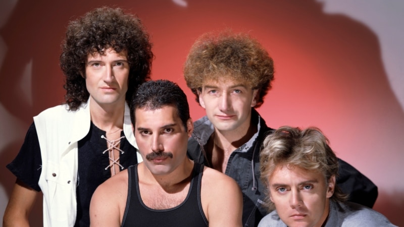 Серж Танкян и Брайан Мэй исполнят песню The Show Must Go On группы Queen на фестивале Starmus в Ереване