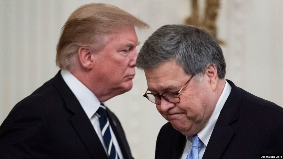 Donald Trump i William Barr 