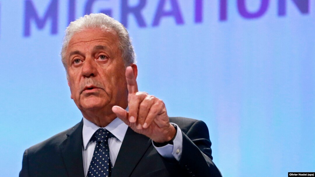 Došao trenutak da EU donese političke odluke: Avramopulos
