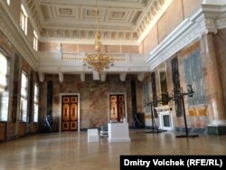 Один из залов Михайловского дворца