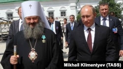 Митрополит Павло намісник Києво-Печерської лаври разом з президентом Росії Володимиром Путіним, 27 липня 2013