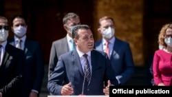 Zoran Zaev, predsednik Socijaldemokratskog saveza Makedonije (SDSM)je rekao da će nova vlada, između ostalog, biti posvećena ekonomiji i evropskim integracijama.
