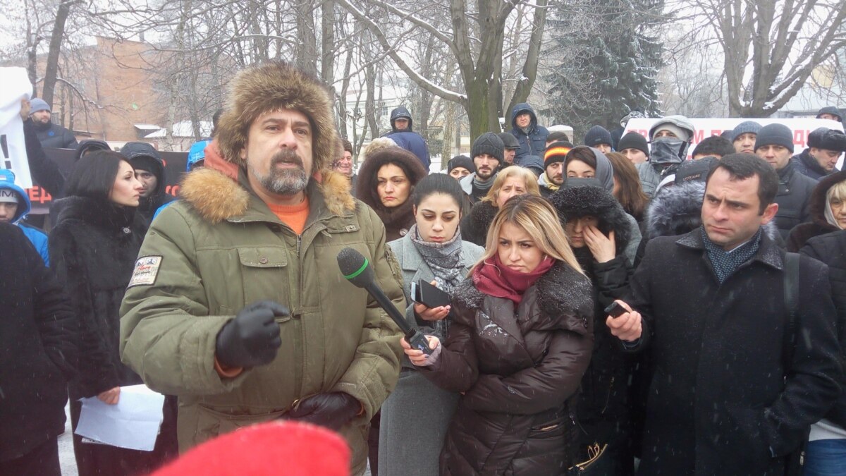 Во Владикавказе прошел пикет против произвола правоохранительных органов