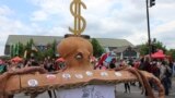 Protest anti-globalizare, la Hamburg, în ajunul unei reuniuni G20