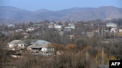 Հայաստանին սահմանակից ադրբեջանական գյուղերից մեկը, արխիվ