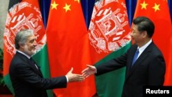 رئیس اجرائیه افغانستان در جریان ملاقات با رئیس جمهور چین