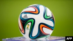 Mingea oficială a Campionatului Mondial de Fotbal 2014 „Brazuca"