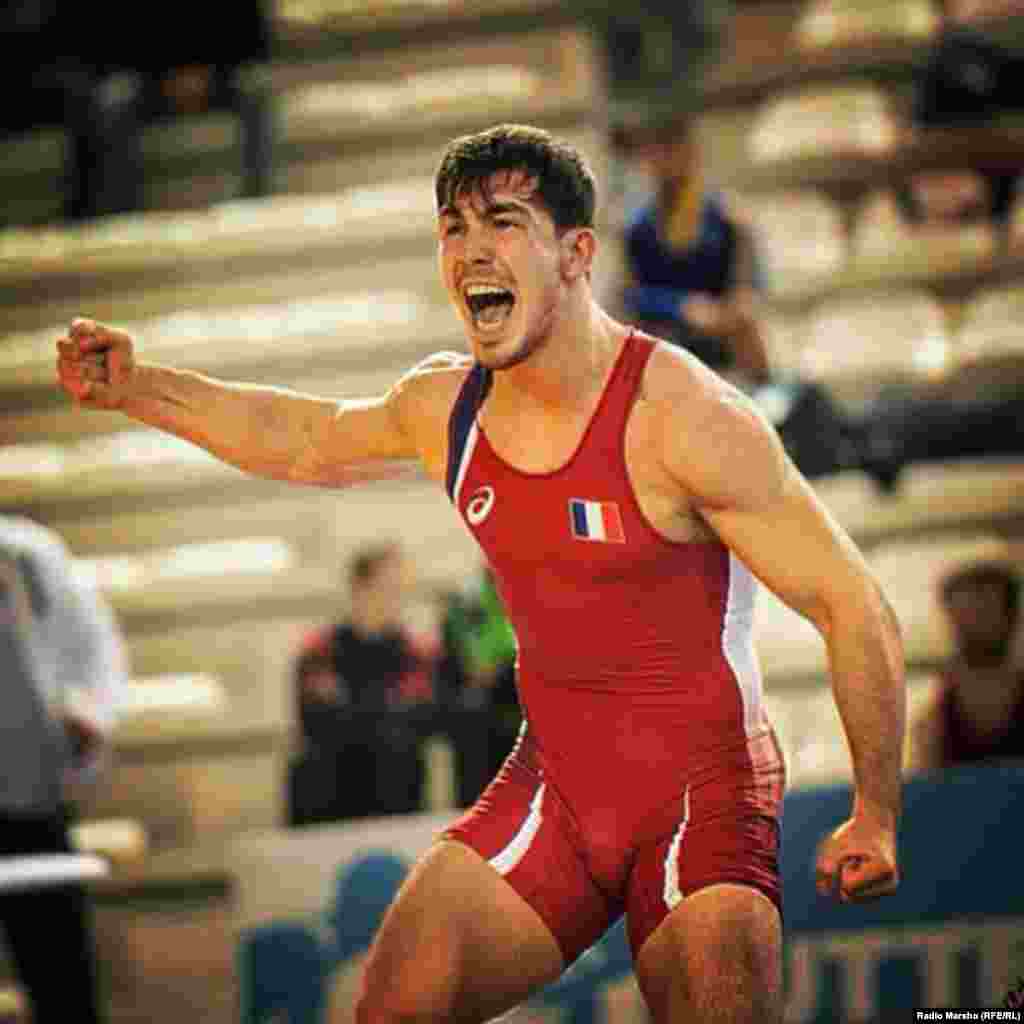 Зелимхан Хаджиев -&nbsp;борец вольного стиля (до 74 кг), представитель сборной Франции на Олимпиаде в Рио, 22 года.