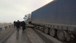 Перекрытая трасса Ош-Бишкек-Исфана, Баткенская область 11 января 2020 г.