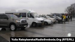 Активісти Автомайдану прибули з Дніпропетровська до Чонгара, 4 квітня 2014 року