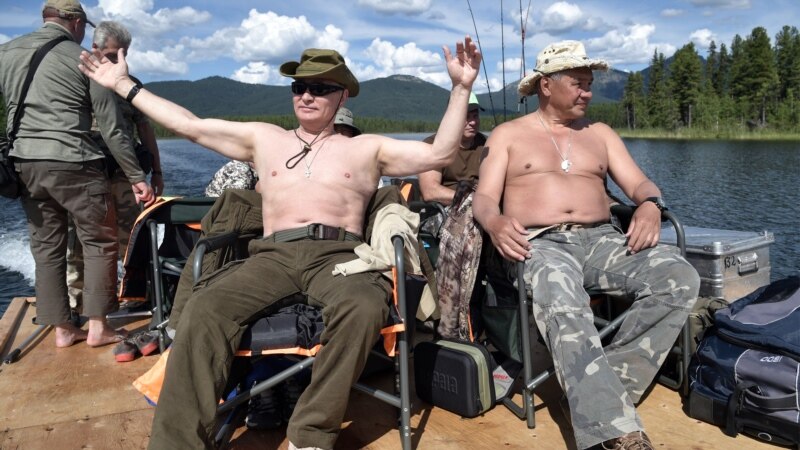 «Выборы сами себя выиграют». Рунет – об отдыхе Путина и Шойгу в тайге