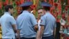 "Халық полициядан қорған емес, қауіп көреді". Полиция қызметін реформалау неге баяу жүріп жатыр?