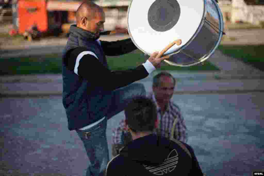 The Drummers Of Macedonia's Semka Band #12