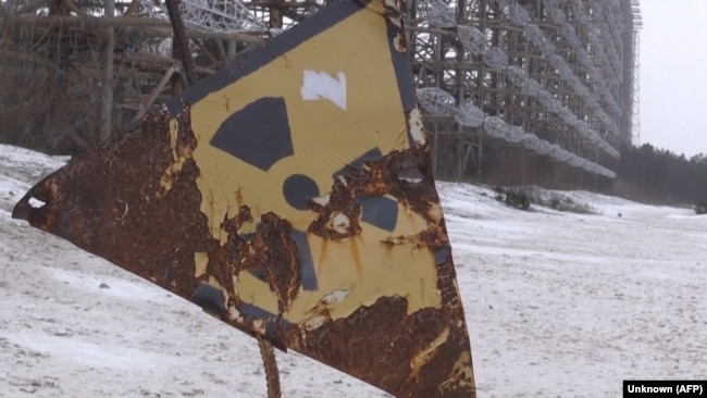 Accesul în zona de excludere din jurul centralei de la Cernobîl este restricționat, deoarece încă se înregistrează niveluri mari de radiații.