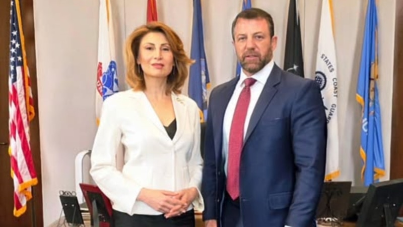 ელჩი ტალიაშვილი შეხვდა სენატორს, რომელიც აბრკოლებს "მეგობარი აქტის" მიღებას