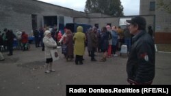 Торгівля зі знижками біля «виборчої дільниці», Донецьк, 11 листопада 2018 року