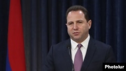 Armenia -- Armenian Defense Minister Davit Tonoyan at a news conference in Yerevan, April 9, 2019.