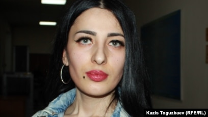 Наташа Букреева DVD-де трахает