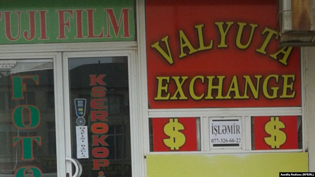 Bakıda valyuta dəyişmə məntəqəsi