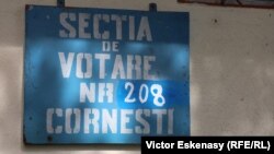 Qendër votimi në Rumani