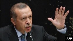 Premýer-minsitr Rejep Taýyp Erdogan