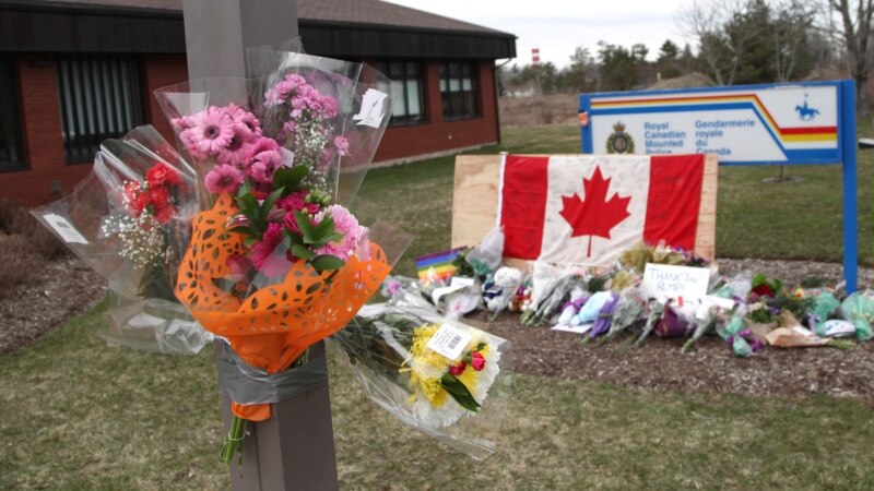 Бројот на убиени во пукањето во Канада се искачи на 22