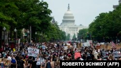 معترضان و راهپیمایان در واشینگتن