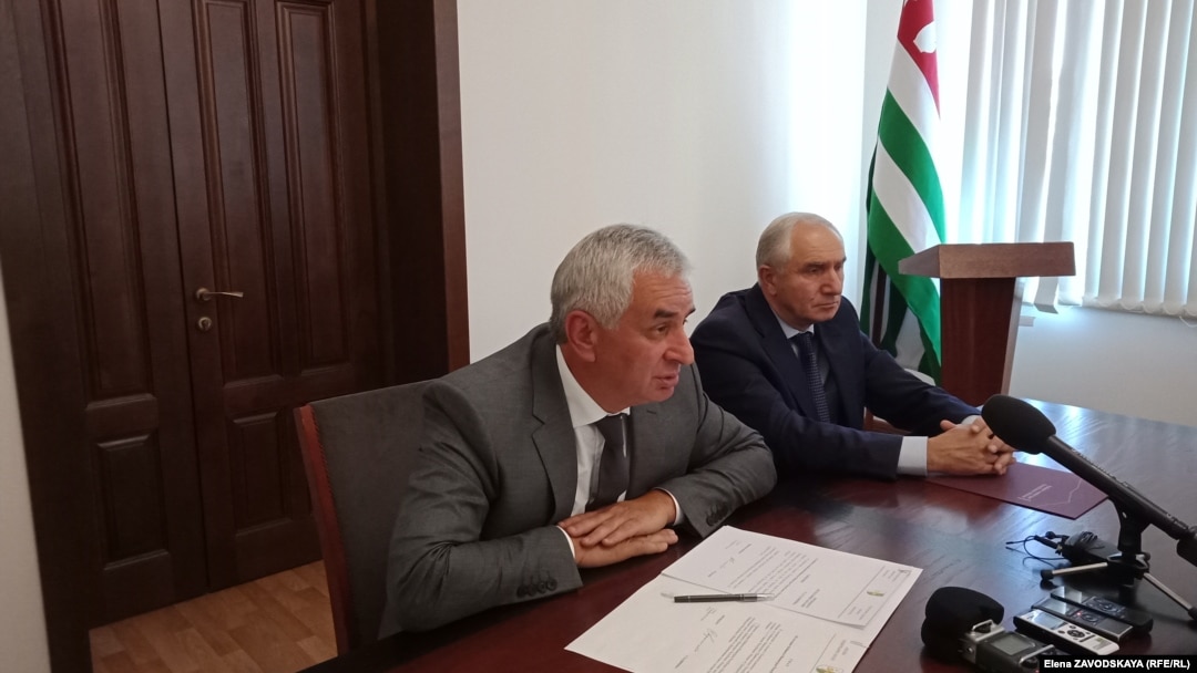 Рауль Хаджимба поручил кабинету министров продолжить исполнение своих полномочий до сформирования нового состава