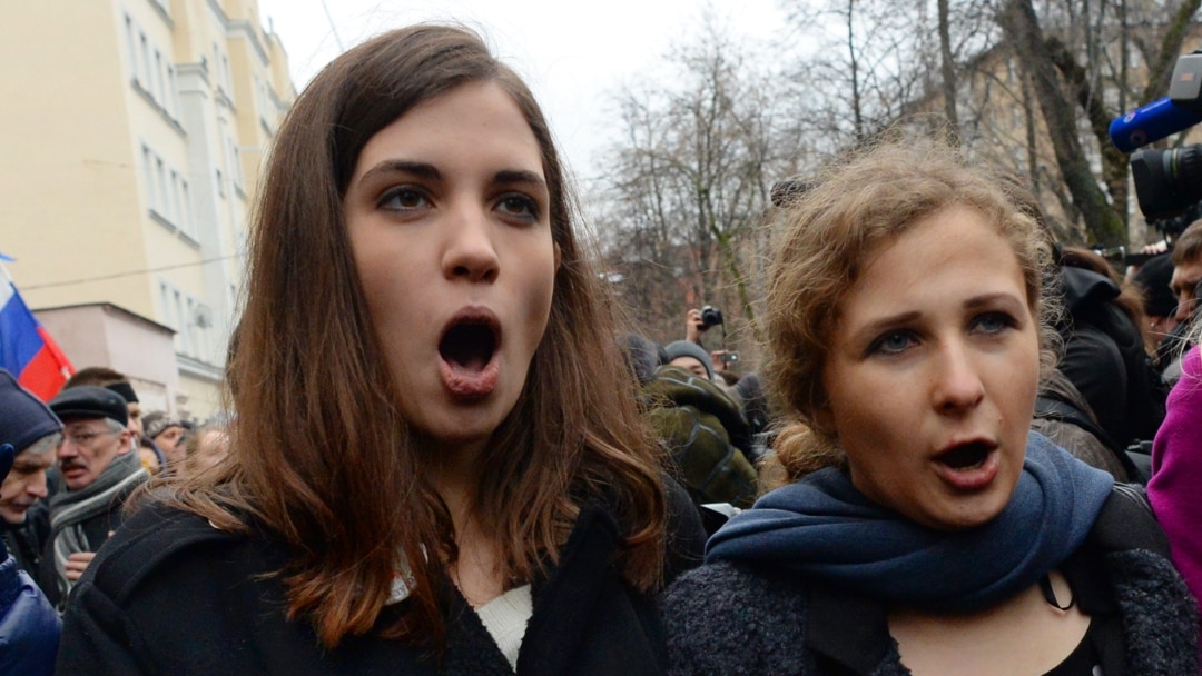 Әйелдер киска туралы