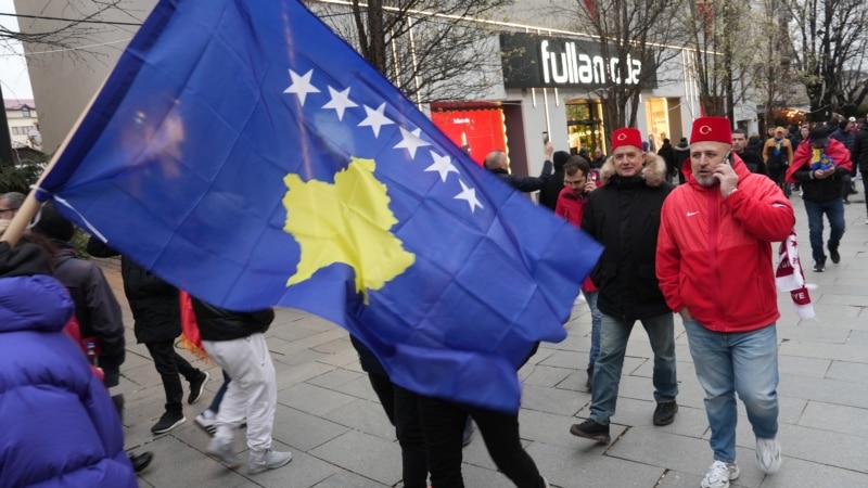 Prishtina në mbrëmjen vendimtare të Kosovës për Botërorin 2026