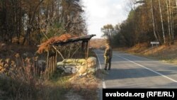 Чернігів, поряд з кордоном, блок-пост самооборони перед Гасичівкою