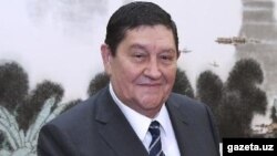 Rustam Inoýatow